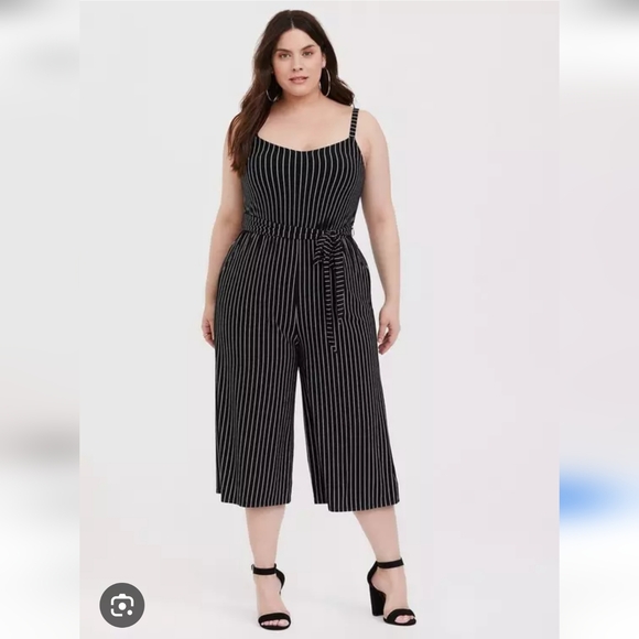 torrid Pants - Torrid Super Soft Tie Front Jumpsuit – Size 1 – Black White Stripe